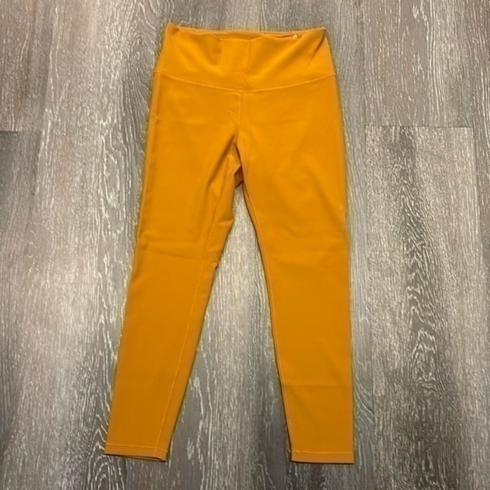 Calia by Carrie Underwood yoga pants